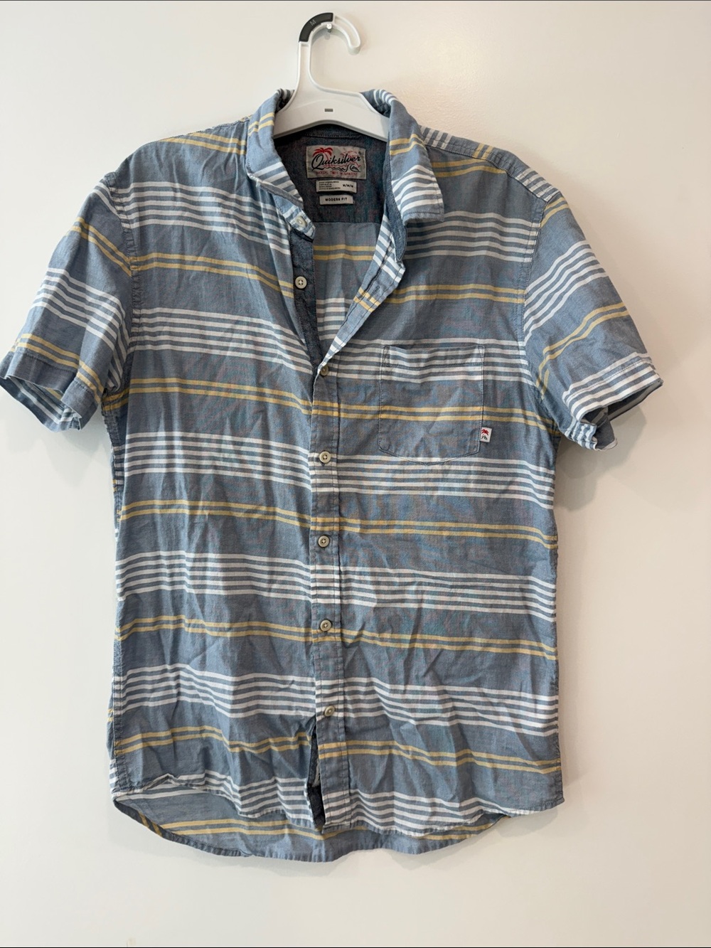Quiksilver Blue Striped Short-Sleeve Button-Down Shirt